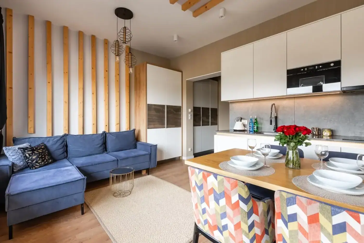Apartmán Standard Plus s výhľadom na bazén – Relax (44 m²)